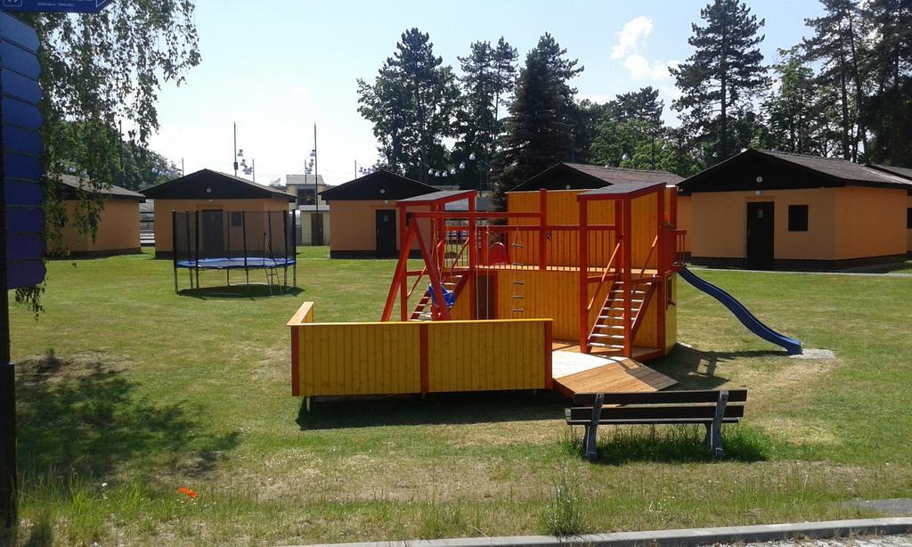 Sportcentrum Dvorak Villa Hluboká nad Vltavou Exterior photo